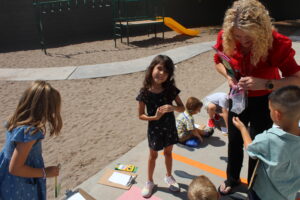 Students and families celebrating 30 years of EDUPRIZE Gilbert