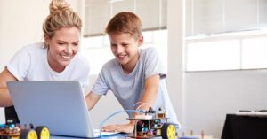 Student learning from home through EDUPRIZE Online, a K-12 Arizona charter school