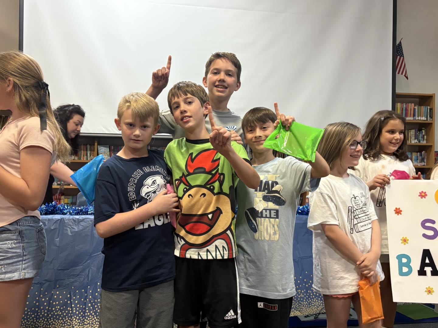 EDUPRIZE 4th Grade students in the classroom