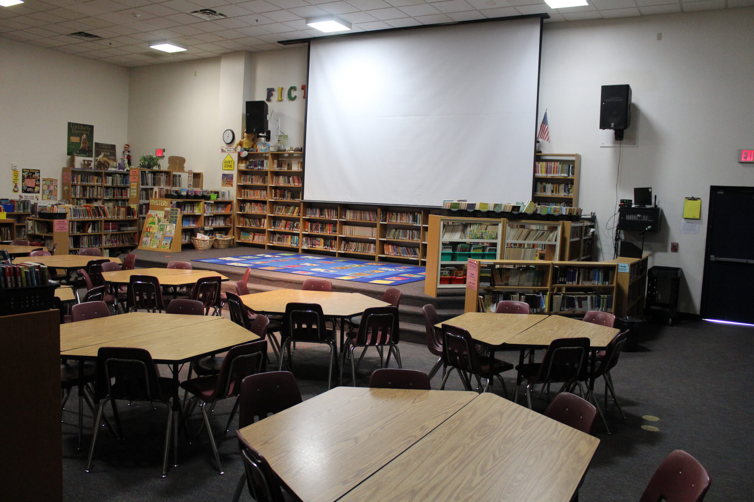 Library - EDUPRIZE Gilbert