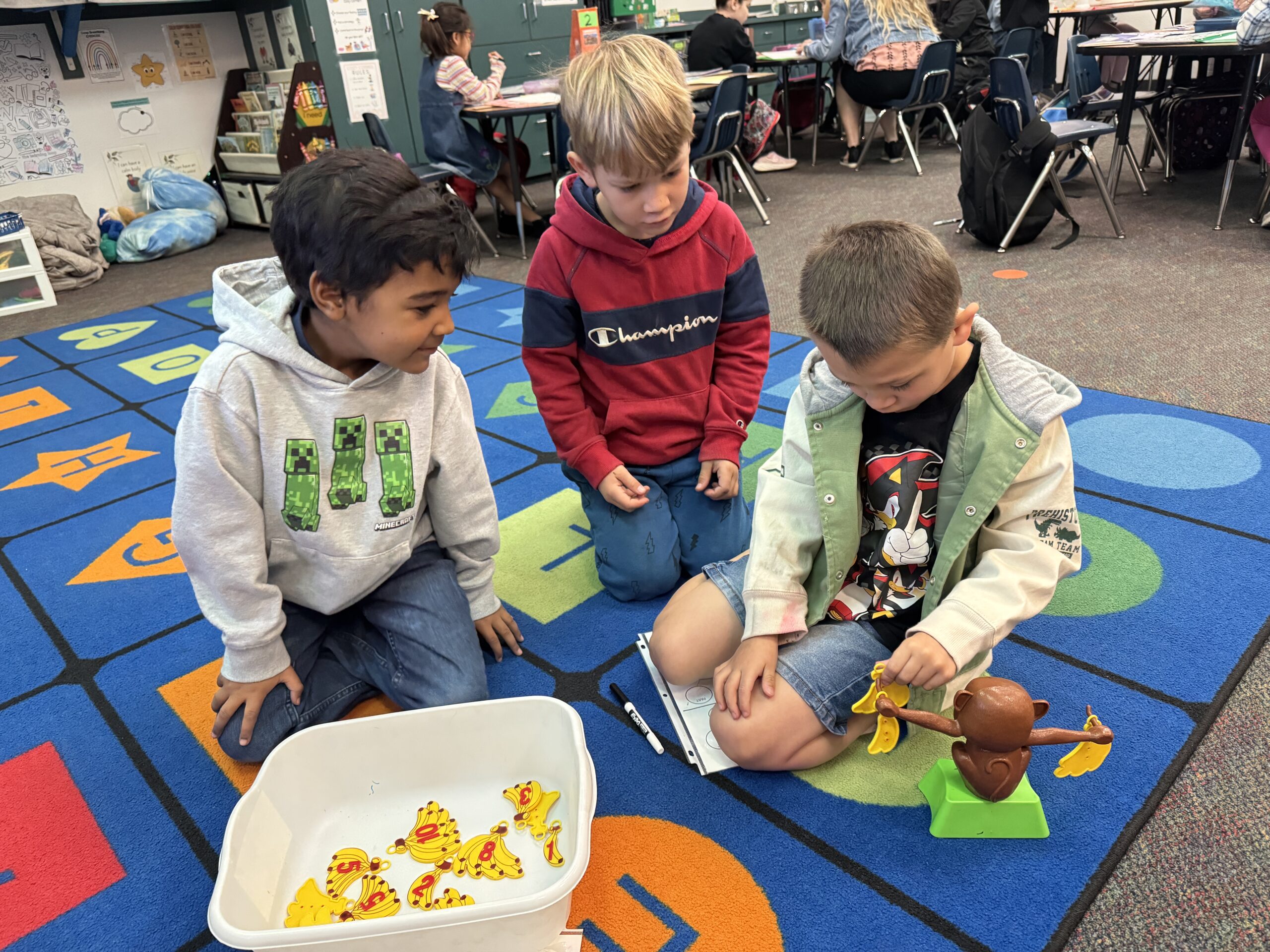 EDUPRIZE Eagles students learning together outdoors